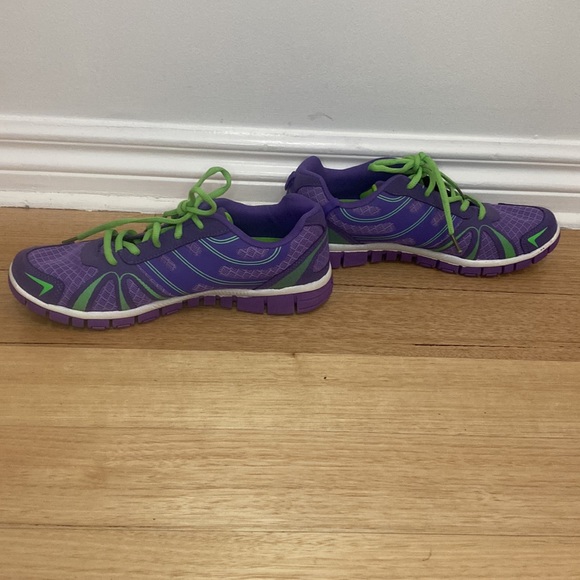 Crane - Purple and Green Lightweight Sneakers - Size 9 - Picture 4 of 7
